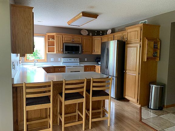5th image of 8791 Coral Sea Ct NE