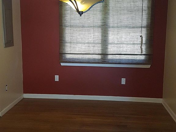 4th image of 707 Covington Ave