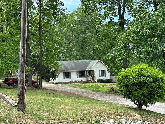 3rd image of 1006 S Ridge Dr