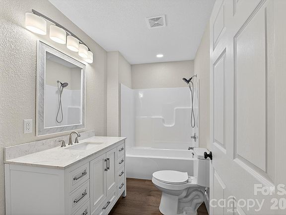 3rd image of 2448 Alfred Hartley Rd