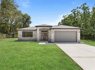 415 Sunny Ct, Fruitland Park, FL 34731