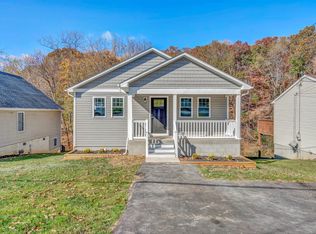 925 Quail Ln, Salem, VA 24153
