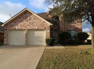 7801 Island View Dr, Arlington, TX 76016