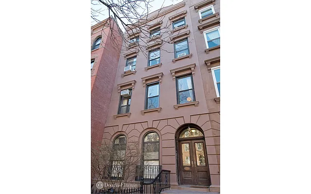 Sold by Douglas Elliman | media 17