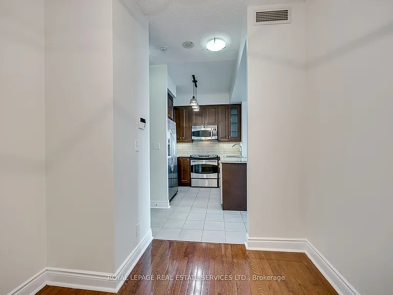 1900 Lake Shore Blvd W #701 — Photo 21