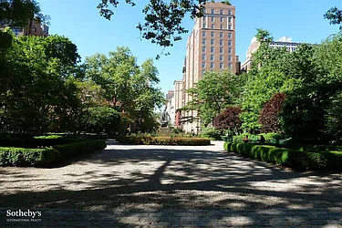 Rented by Sotheby's International Realty