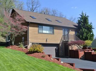 296 Rainbow Dr, Clairton, PA 15025