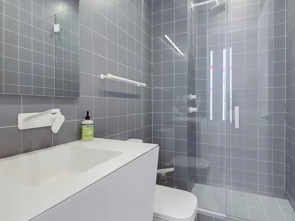 425 Park Avenue South 4D image 9 of 10