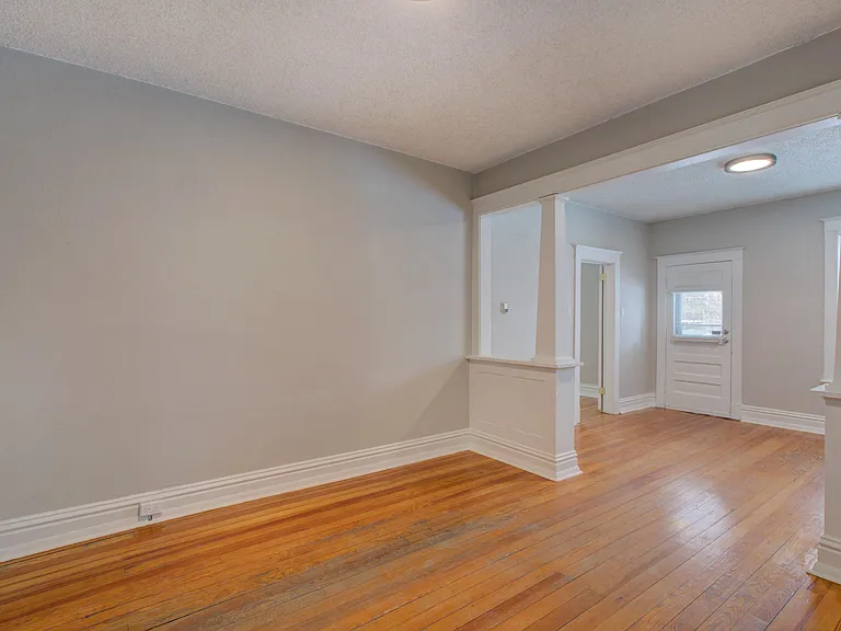 227 N Pearl St — Photo 11