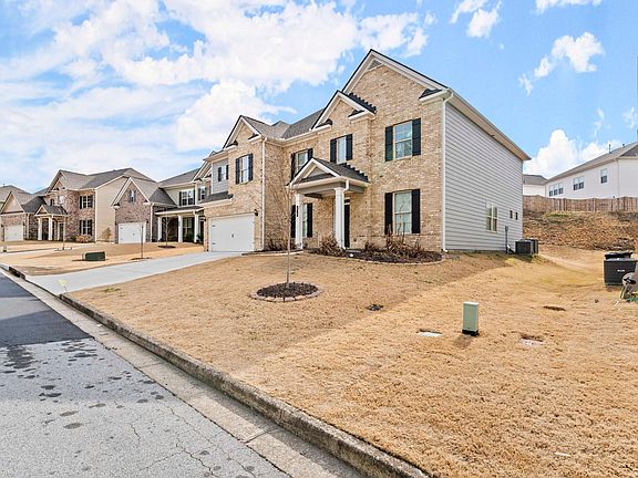 3rd image of 473 Victoria Heights Dr
