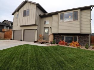 126 Cobalt Dr, Rapid City, SD 57701