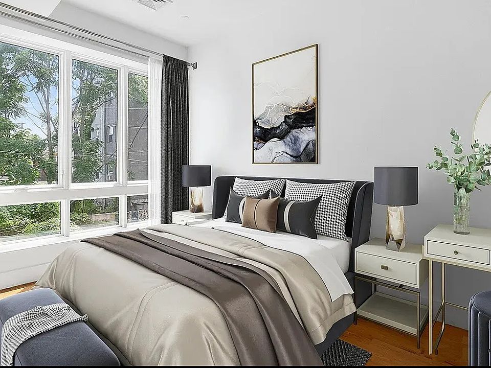 2nd image of 946 Herkimer St #2B