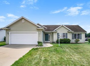 11104 Golden Pheasant Dr, Osceola, IN 46561