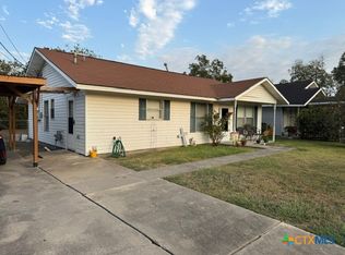 2204 N Levi St, Victoria, TX 77901