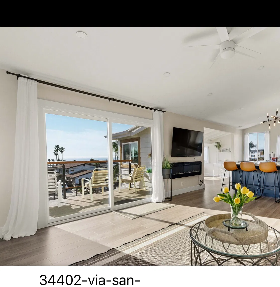 2 bed, 1350 sqft, $5,995 — Photo 2