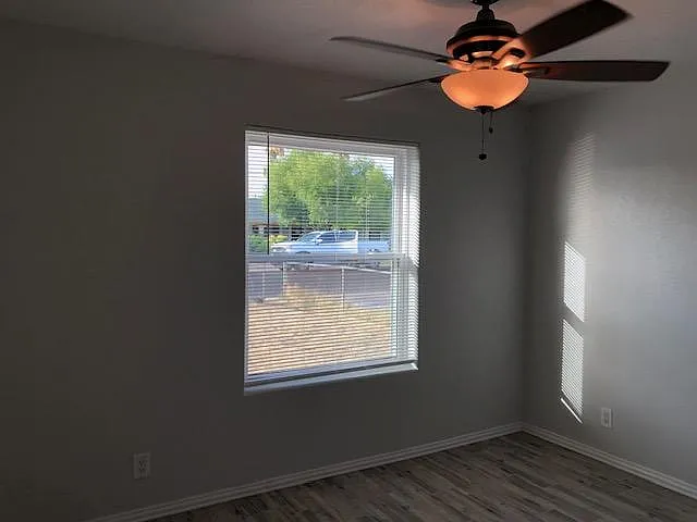 1449 W 7th Dr — Photo 26
