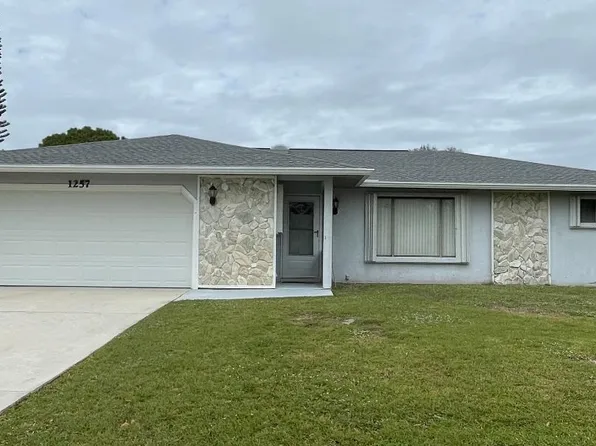 1257 SE Mcfarlane Avenue, Port St Lucie, FL 34952