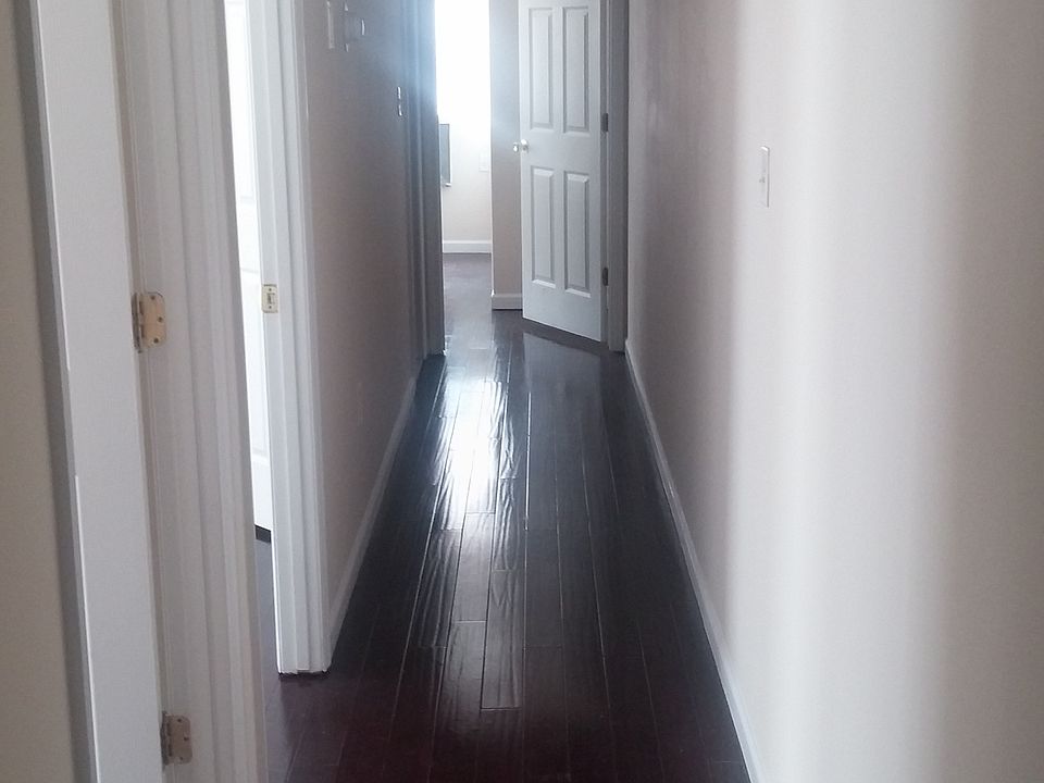 2nd image of 2577 Hollers Ave