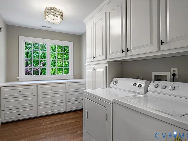9900 Kingsbridge Rd — Photo 31