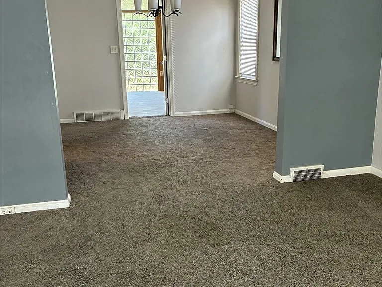 4049 Bushnell Rd — Photo 6