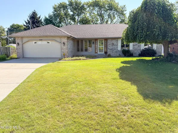 126 Luella Ave, Oregon, OH 43616