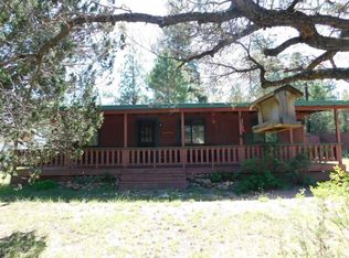 3395 N Navajo Dr, Overgaard, AZ 85933