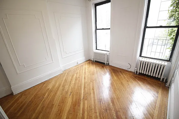 Rented by Realty Nerd | media 31