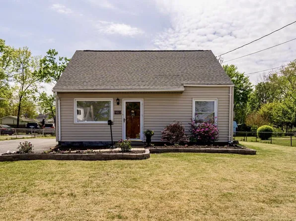 9313 Byron St, Manassas, VA 20111