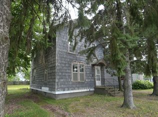 1621 13th Ave, Menominee, MI 49858