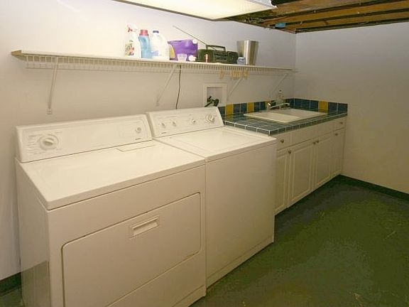 5th image of 119 W Stanton Ave
