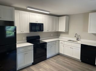 1343 Wentworth Rd, Winston Salem, NC 27105