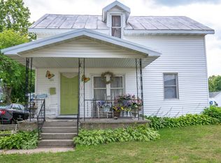 221 W Front St, Peshtigo, WI 54157