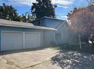 510 Hayden Bridge Pl, Springfield, OR 97477