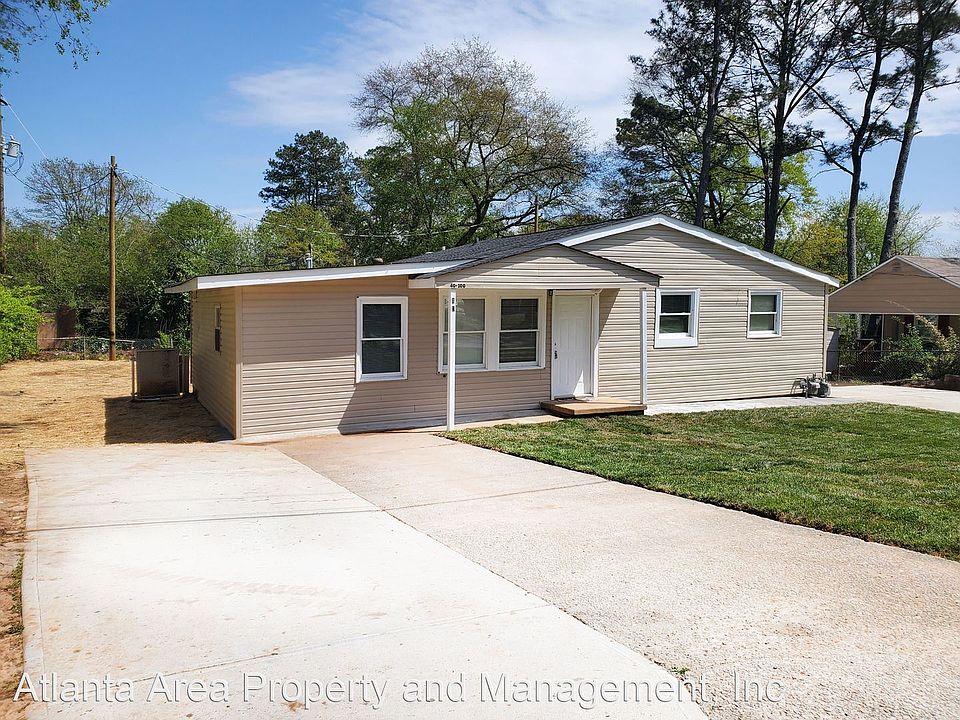 1st image of 40 Harris Dr SE Unit 100