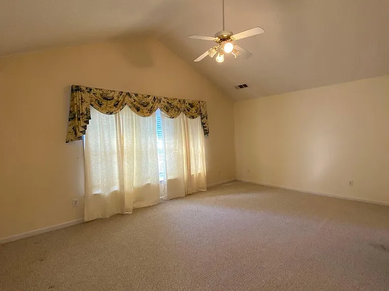 2585 Davenport Park Dr — Photo 21