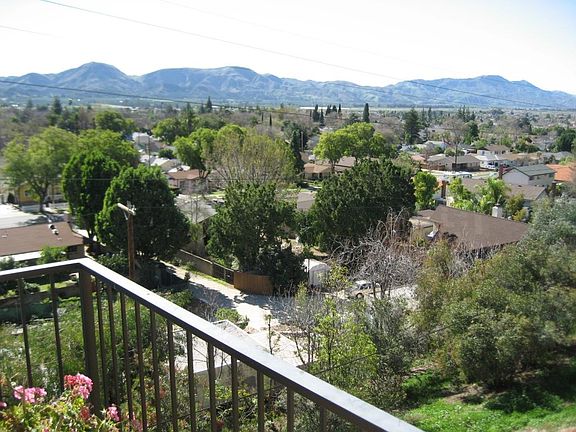 4th image of 203 Arundell Cir