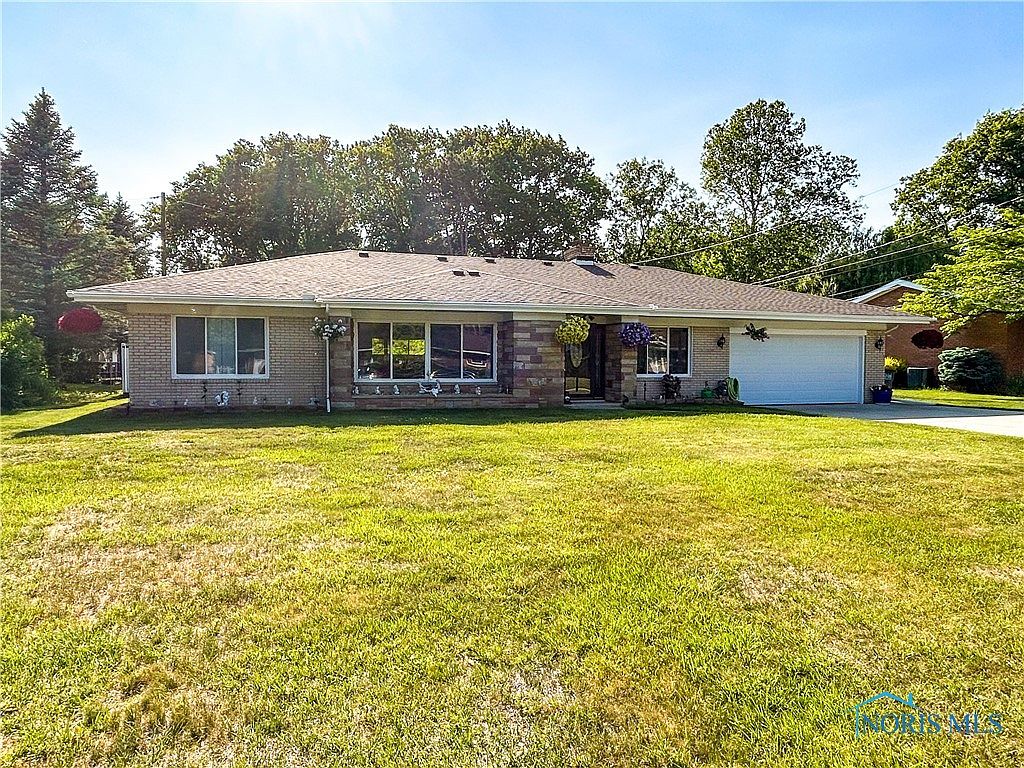 1322 E Beverly Hills Dr, Toledo, OH 43614 Zillow
