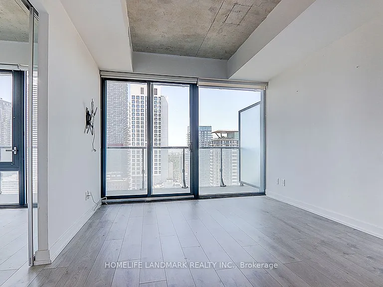 161 Roehampton Ave #2811 — Photo 18