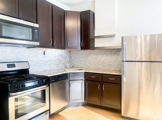 2323 W. Haddon Ave., Chicago, IL 60622