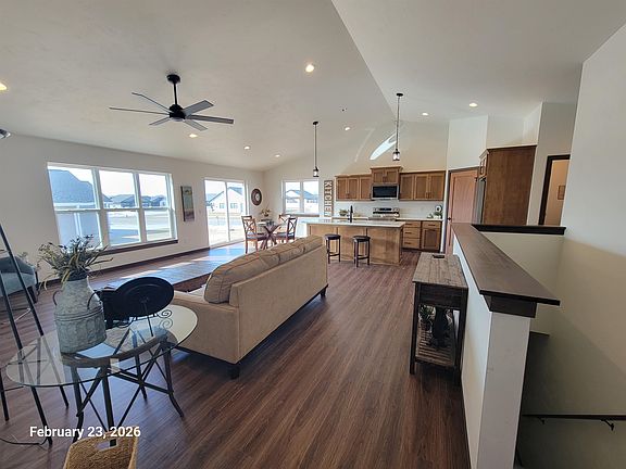 3rd image of W2305 Schmidt Rd