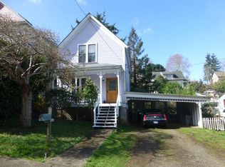 685 38th St, Astoria, OR 97103