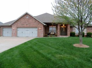 890 Pearson Ct, Springfield, MO 65809