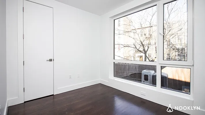 Rented by Nooklyn NYC LLC | media 23
