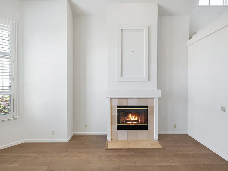 4 Mandalay Ct — Photo 3