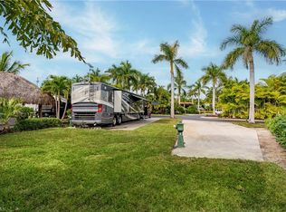 13507 Snook Cir, Naples, FL 34114