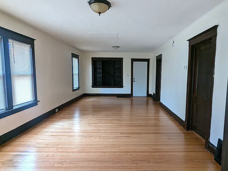 1784 Hoyt St — Photo 3