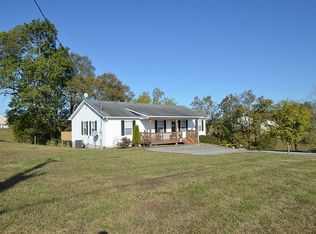 1272 Oakland Ln, Harrodsburg, KY 40330