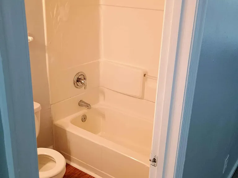 1410 Crawford Pkwy #B — Photo 17