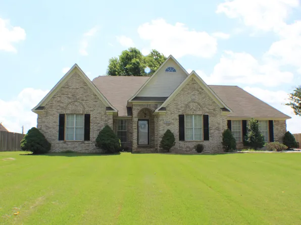 137 Beverly Dr, Atoka, TN 38004