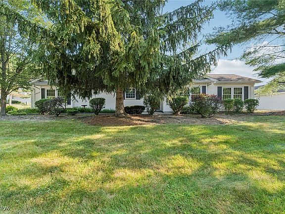 2nd image of 301 W Barrington Dr